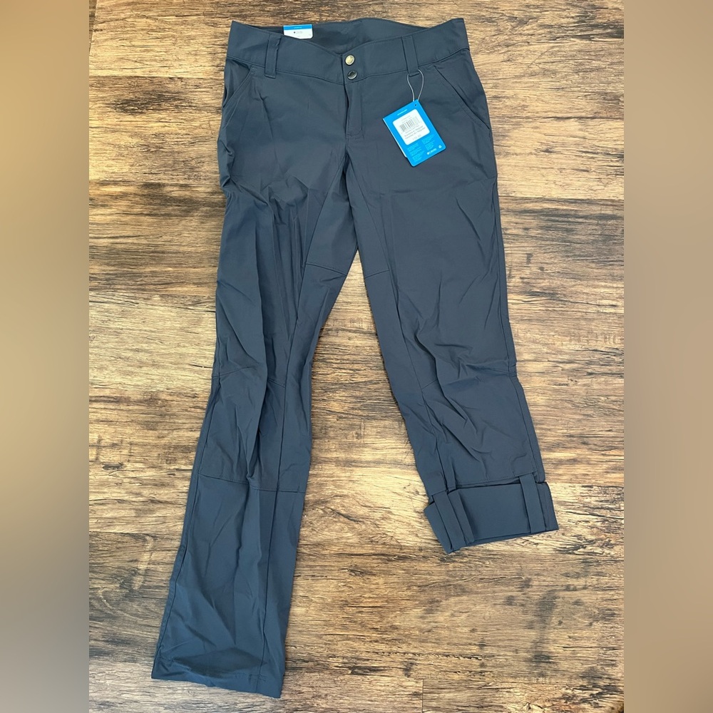 Columbia Women’s Saturday Trail Hiking Pant, Size 4 regular, New with tags